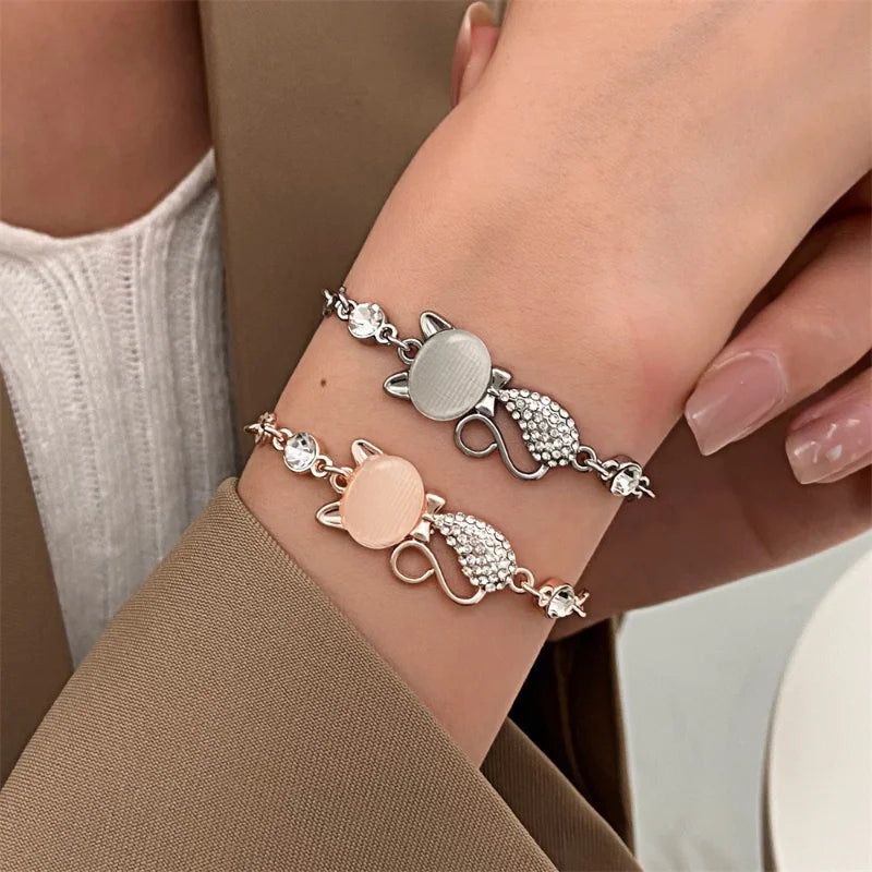 Fashion Delicate Opal Cat Adjustable Metal Chain Braclet for Women Girls Silver Color Shining Rhinestone Handmde Braclet Gifts