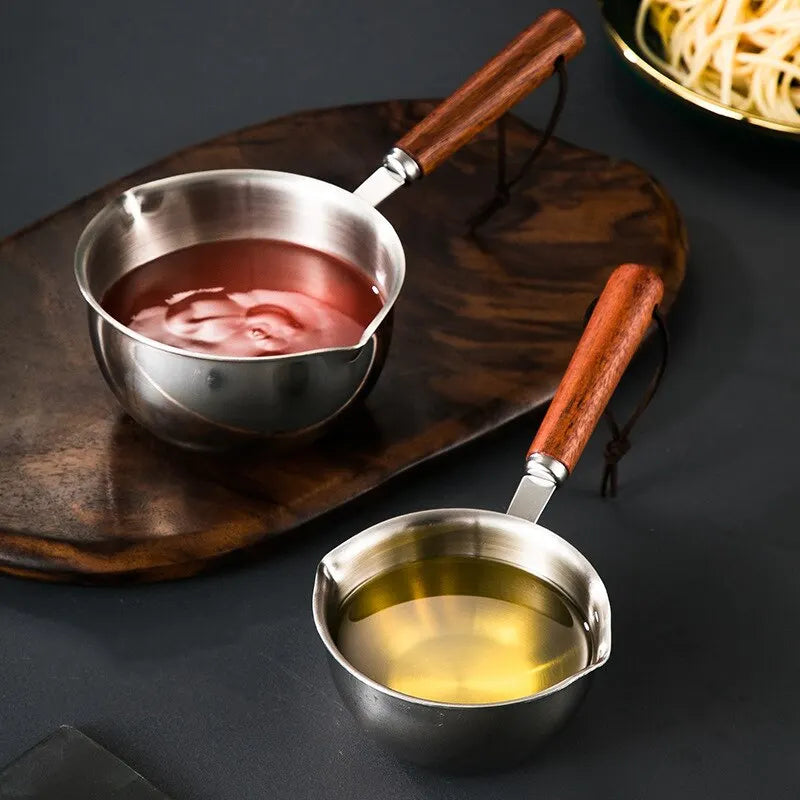 Stainless Steel Oil Pot with Wooden Handle 120ml/200ml Spilled Mini Soup Milk Pot Scalding-proof Kitchen Tool Cook Accessories